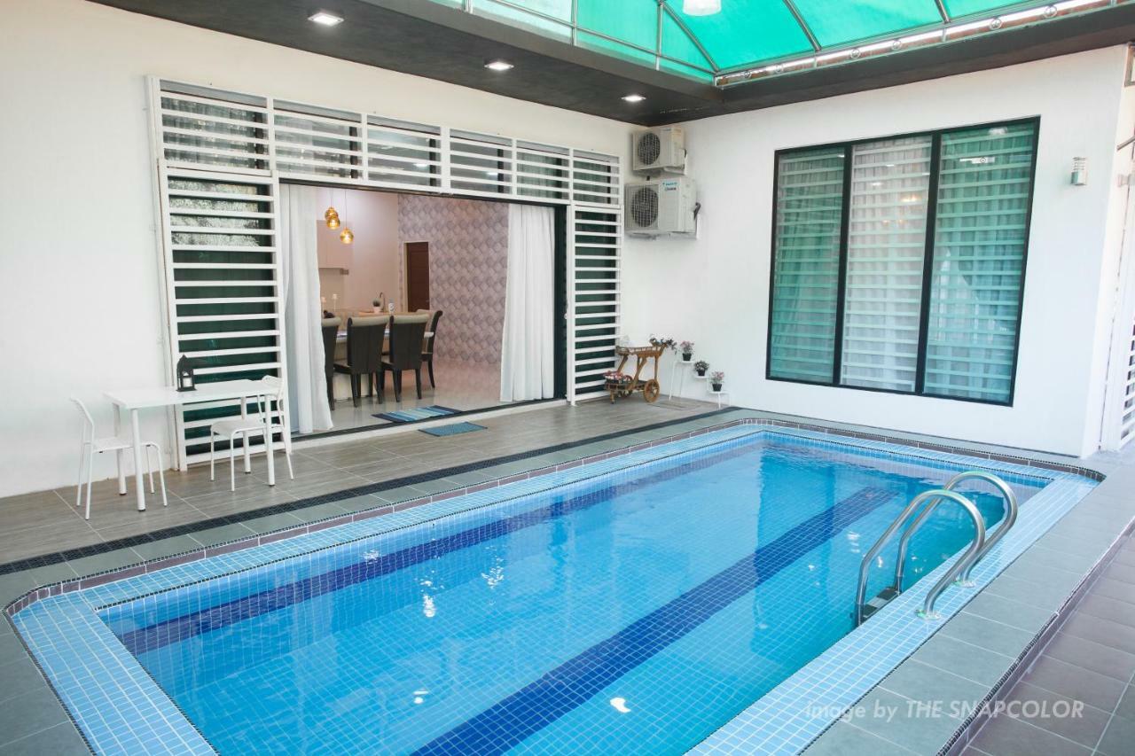 Seri Hillview Villa With Private Swimming Pool Kuala Terengganu Exterior photo